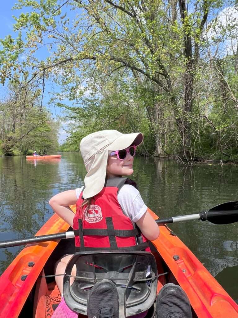 girl in kayak